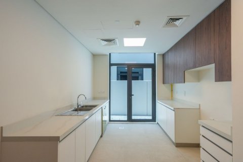 Commercial property on the Saadiyat Island, Abu Dhabi, UAE 4 bedrooms, 537 sq.m. № 594104 - photo 6
