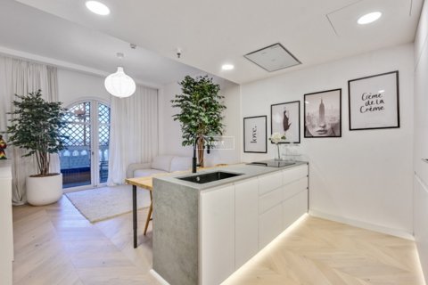 Byt v Jumeirah Village Circle, Dubai, SAE 2 ložnice, 108 m² Č.: 624491 - fotografie 1