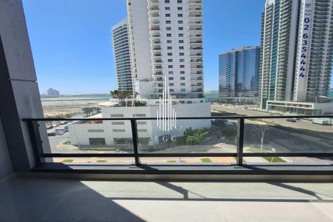 Apartment in Al Reem Island, Abu Dhabi, UAE 2 bedrooms, 94 sq.m. № 577295 - photo 7
