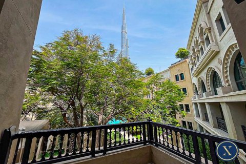 Apartment in Downtown Dubai (Downtown Burj Dubai), UAE 2 bedrooms, 188 sq.m. № 627557 - photo 1