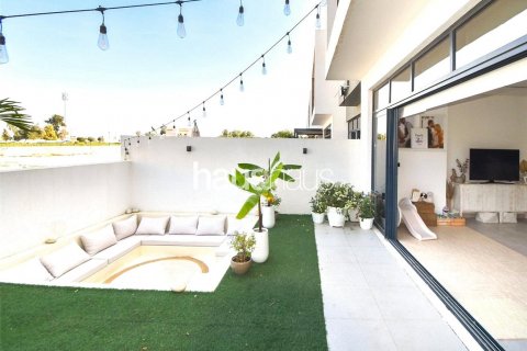 Shtëpi në qytet në Jumeirah Golf Estates, Dubai, Emiratet e Bashkuara Arabe 4 dhoma gjumi, 320 m2. № 626895 - Foto 18