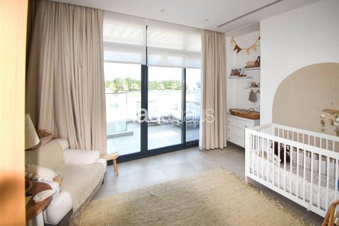 Shtëpi në qytet në Jumeirah Golf Estates, Dubai, Emiratet e Bashkuara Arabe 4 dhoma gjumi, 320 m2. № 626895 - Foto 10