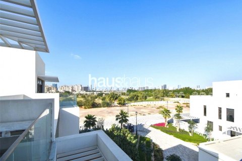 Shtëpi në qytet në Jumeirah Golf Estates, Dubai, Emiratet e Bashkuara Arabe 4 dhoma gjumi, 320 m2. № 626895 - Foto 17
