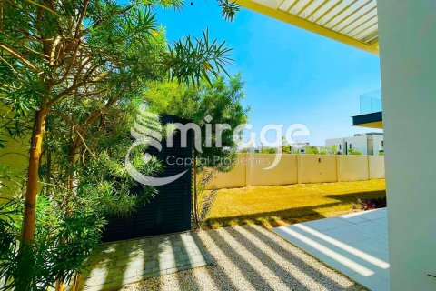 Villa on the Yas Island, Abu Dhabi, UAE 4 bedrooms, 675.4 sq.m. № 550242 - photo 2