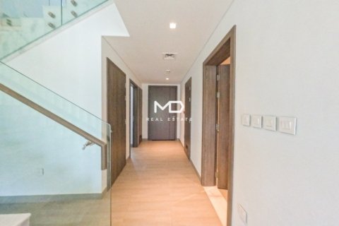Müüa villa on the Yas Island, Abu Dhabi, AÜE: 4 magamistoaga, 354.8 m² Nr 555514 - pilt 24