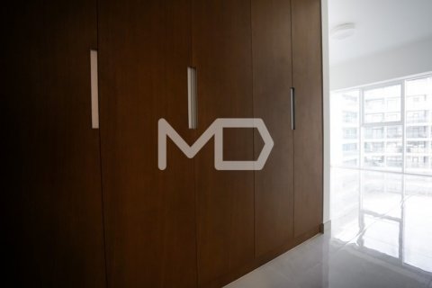 Appartamento in vendita a Al Raha Beach, Abu Dhabi, EAU 3 camere da letto, 220.9 mq. № 555503 - foto 11