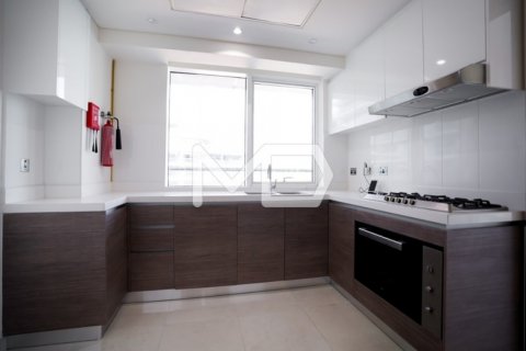 Appartamento in vendita a Al Raha Beach, Abu Dhabi, EAU 3 camere da letto, 220.9 mq. № 555503 - foto 15