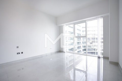 Appartamento in vendita a Al Raha Beach, Abu Dhabi, EAU 3 camere da letto, 220.9 mq. № 555503 - foto 5