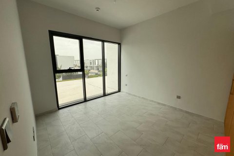 Villa para arrendamento em Dubai, EAU 4 quartos, 264.8 m2 № 450852 - foto 6