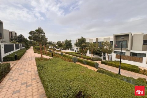 فيلا للإيجار في دبي، الإمارات العربية المتحدة 4 غرفة نوم ، 264.8 متر مربع ، رقم 450852 - صورة 26