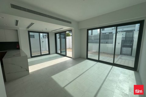 فيلا للإيجار في دبي، الإمارات العربية المتحدة 4 غرفة نوم ، 264.8 متر مربع ، رقم 450852 - صورة 10