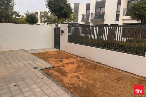 Villa para arrendamento em Dubai, EAU 4 quartos, 264.8 m2 № 450852 - foto 24