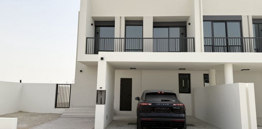 Townhouse in Town Square, Dubai, UAE 4 bedrooms, 315.4 sq.m. № 622616