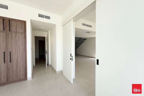 Townhouse in Town Square, Dubai, UAE 4 bedrooms, 315.4 sq.m. № 622616 - photo 8