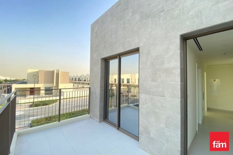 Shtëpi në qytet në Dubai, Emiratet e Bashkuara Arabe 4 dhoma gjumi, 262.5 m2. № 610198 - Foto 2
