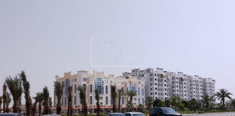 Apartment sa Al Ameera Village, Ajman, UAE 2 silid-tulugan, 151.9 sq.m. № 585718