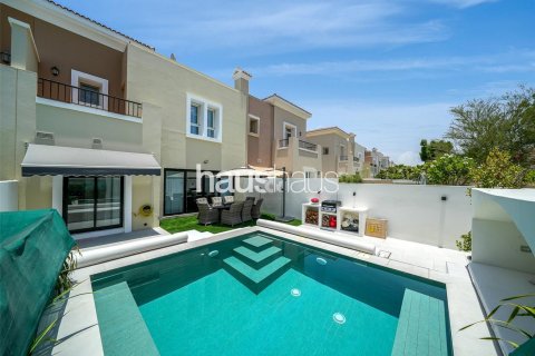 Villa in Arabian Ranches, Dubai, UAE 3 bedrooms, 228 sq.m. № 625361 - photo 8