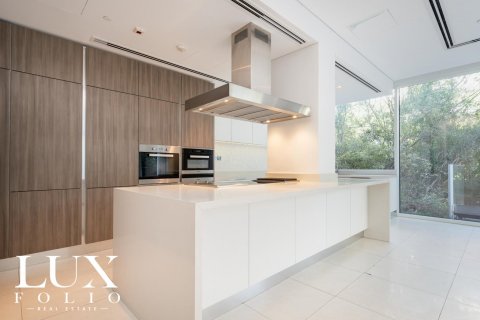 Byt v Al Barari, Dubai, SAE 2 ložnice, 270 m² Č.: 627933 - fotografie 7