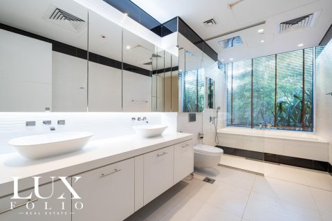 Byt v Al Barari, Dubai, SAE 2 ložnice, 270 m² Č.: 627933 - fotografie 18