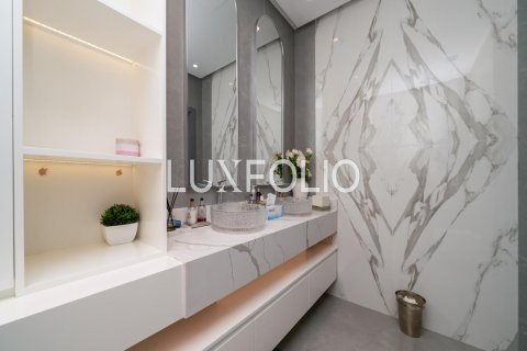 Villa in Motor City, Dubai, UAE 5 bedrooms, 753 sq.m. № 627934 - photo 25