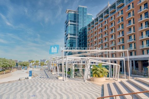 Apartment in Al Raha Beach, Abu Dhabi, UAE 3 bedrooms, 227 sq.m. № 593992 - photo 17