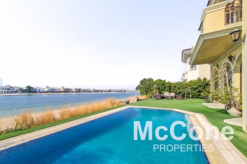 Villa in affitto a Palm Jumeirah, Dubai, EAU 4 camere da letto, 619.57 mq. № 586835 - foto 1
