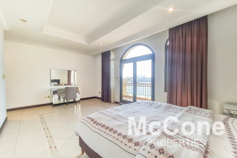 Villa in affitto a Palm Jumeirah, Dubai, EAU 4 camere da letto, 619.57 mq. № 586835 - foto 14