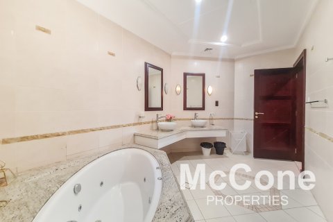 Villa in affitto a Palm Jumeirah, Dubai, EAU 4 camere da letto, 619.57 mq. № 586835 - foto 20