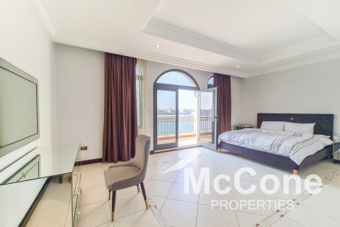 Villa in affitto a Palm Jumeirah, Dubai, EAU 4 camere da letto, 619.57 mq. № 586835 - foto 13