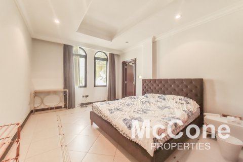Villa in affitto a Palm Jumeirah, Dubai, EAU 4 camere da letto, 619.57 mq. № 586835 - foto 15