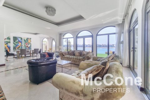 Villa in affitto a Palm Jumeirah, Dubai, EAU 4 camere da letto, 619.57 mq. № 586835 - foto 6