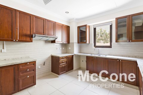 Vila v Arabian Ranches 2, Dubai, SAE 5 ložnice, 324.05 m² Č.: 586837 - fotografie 6