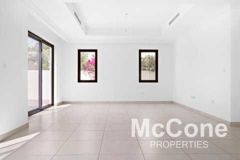 Vila v Arabian Ranches 2, Dubai, SAE 5 ložnice, 324.05 m² Č.: 586837 - fotografie 2