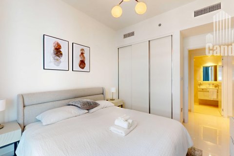 Apartmen di Dubai Harbour, Dubai, UAE 1 bilik tidur, 66.1 meter persegi № 595910 - foto 16
