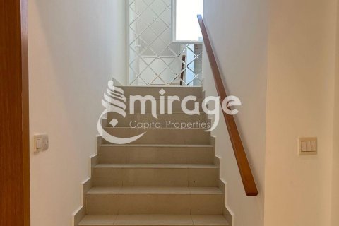 Vila v Al Raha Gardens, Abu Dhabi, SAE 4 ložnice, 402.2 m² Č.: 597282 - fotografie 2