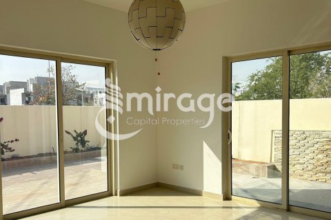Vila v Al Raha Gardens, Abu Dhabi, SAE 4 ložnice, 402.2 m² Č.: 597282 - fotografie 3