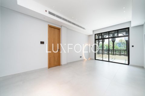 Appartamento in vendita a Downtown Dubai (Downtown Burj Dubai), Dubai, EAU 2 camere da letto, 145 mq. № 627690 - foto 6