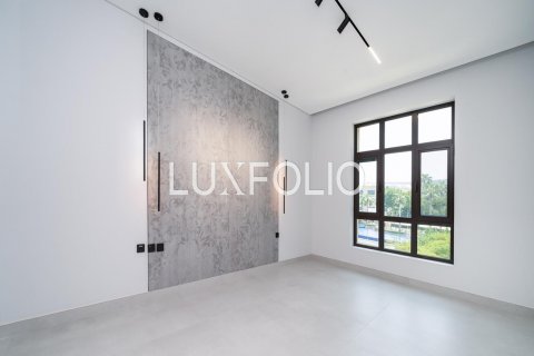 Appartamento in vendita a Downtown Dubai (Downtown Burj Dubai), Dubai, EAU 2 camere da letto, 145 mq. № 627690 - foto 11