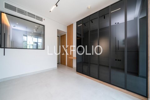Appartamento in vendita a Downtown Dubai (Downtown Burj Dubai), Dubai, EAU 2 camere da letto, 145 mq. № 627690 - foto 16