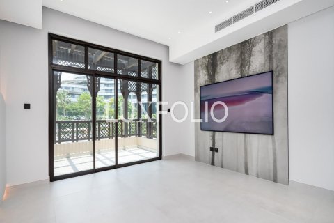 Appartamento in vendita a Downtown Dubai (Downtown Burj Dubai), Dubai, EAU 2 camere da letto, 145 mq. № 627690 - foto 4