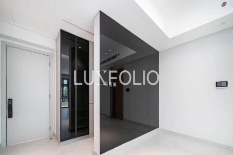 Appartamento in vendita a Downtown Dubai (Downtown Burj Dubai), Dubai, EAU 2 camere da letto, 145 mq. № 627690 - foto 19