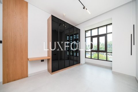 Appartamento in vendita a Downtown Dubai (Downtown Burj Dubai), Dubai, EAU 2 camere da letto, 145 mq. № 627690 - foto 14
