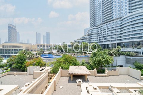 Appartamento in vendita a Downtown Dubai (Downtown Burj Dubai), Dubai, EAU 2 camere da letto, 145 mq. № 627690 - foto 21