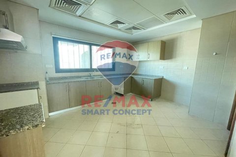 Vila v Al Salam Street, Abu Dhabi, SAE 3 spálne, 209 m2 č. 562801 - Fotografia 10