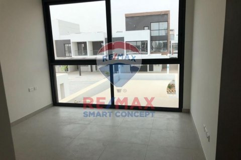 Vila di Al Salam Street, Abu Dhabi, UAE 5 bilik tidur, 288.1 meter persegi № 562802 - foto 3