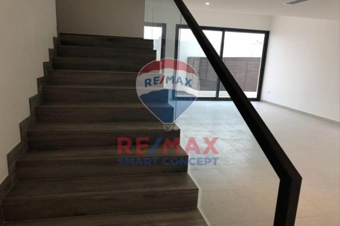 Vila di Al Salam Street, Abu Dhabi, UAE 5 bilik tidur, 288.1 meter persegi № 562802 - foto 9