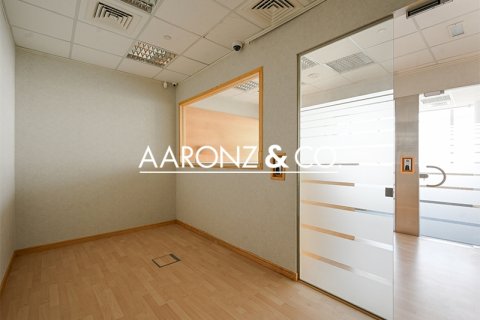 Jumeirah Lake Towers, Dubai, UAE의 임대용 사무실 169.4제곱미터 번호 629150 - 사진 4