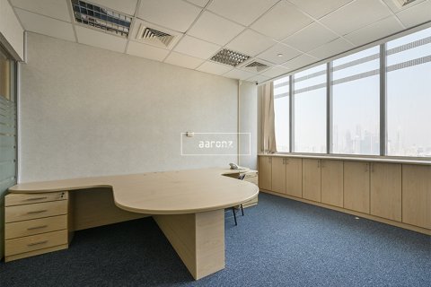 Office til leje i Jumeirah Lake Towers, Dubai, UAE 169.4 kvm № 629150 - foto 7