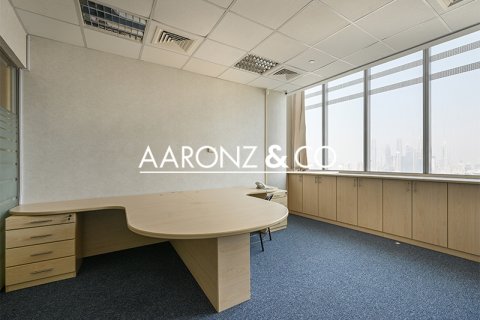 Jumeirah Lake Towers, Dubai, UAE의 임대용 사무실 169.4제곱미터 번호 629150 - 사진 8