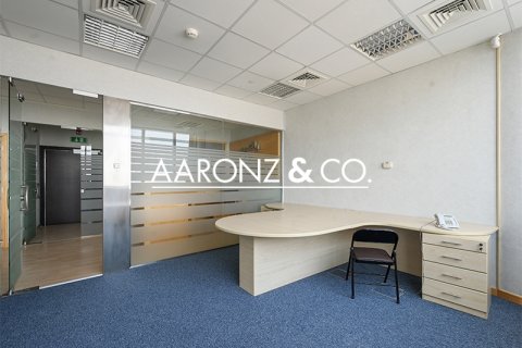 Jumeirah Lake Towers, Dubai, UAE의 임대용 사무실 169.4제곱미터 번호 629150 - 사진 5